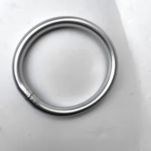 Bracelet jonc bouddhiste en silicone argenté de 9 mm d'épaisseur au design minimaliste