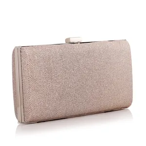 Elegante pochette glitter oro rosa con cornice e chiusura in metallo per feste serali
