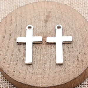 Pendaglio a croce in metallo argento 29x16mm per gioielli fai da te e accessori moda