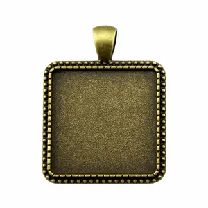 25mm Τετράγωνη Βάση Μενταγιόν Cabochon από Κράμα Ψευδαργύρου με Περιθώριο Χάντρας για Χειροποίητα Κοσμήματα Αντίκ Ασημί