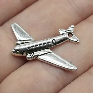 Colgante de Avión de Aleación Vintage Acabado Antiguo Forma de Avión Accesorios para Creación de Joyas DIY Amuletos de Collar