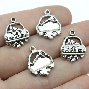 Antiksilber Zinklegierung Just Married Auto Charms Für DIY Halskette Armband Schmuckherstellung Flitterwochen Auto Anhänger