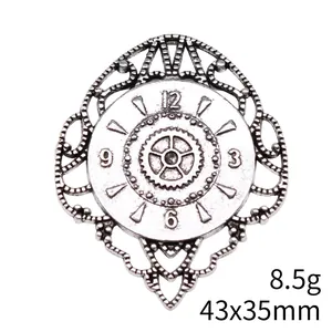 Ciondolo orologio vintage con ingranaggio argento antico in lega di zinco, 43x35mm