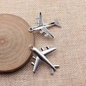 Colgantes de avión en plata antigua para hacer joyas de bricolaje tamaño 38x36mm set