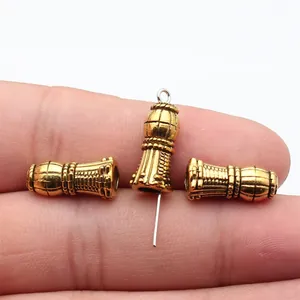Antike goldene Imam-Gebetsperlenkappen mit strukturiertem Design für Quasten