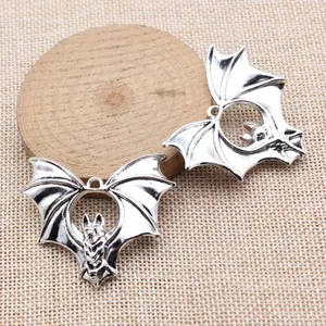 Antique silver bat charms for DIY jewelry making, gothic alloy pendants for necklaces