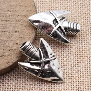 Vintage silver metallic arrowhead pendant 31x20mm for DIY jewelry making accessories