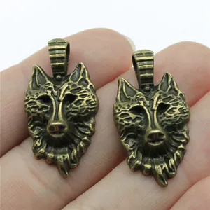 Ciondolo testa di lupo in bronzo per gioielli fai da te, charm vintage.