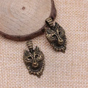 Ciondoli testa di lupo in lega di zinco 32x17mm per creazione gioielli fai-da-te