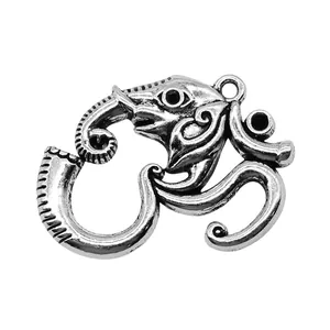 Ciondolo vintage in argento antico elefante Ganesha simbolo Om per gioielli 28x34mm