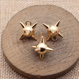 Ciondoli a sfera con punte dorati, 18x15x13mm pendenti in lega di zinco per DIY.