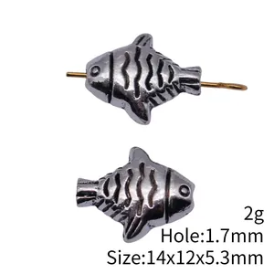 Piccole perle a forma di pesce a doppia faccia in argento antico per gioielli 14x12mm