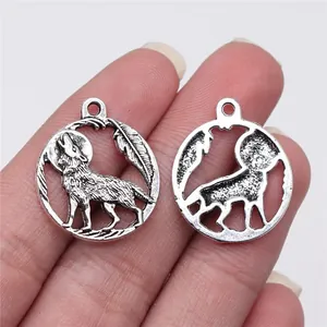 Retro Legierung Wolf Mond Feder Hohl Anhänger Für DIY Schmuckherstellung Antik Bronze Antik Silber Tier Charms