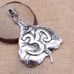 Vintage Antique Silver Alloy Bodhi Leaf Om Yoga Symbol Pendant For DIY Necklace Meditation Zen Jewelry Making Accessory