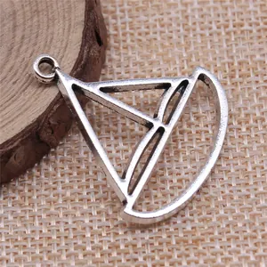 Vintage antique silver sailboat shape frame pendant zinc alloy charm for DIY jewelry