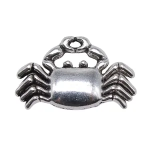 Antique silver crab pendant for DIY jewelry making 22x14mm 1.4g cute animal charm