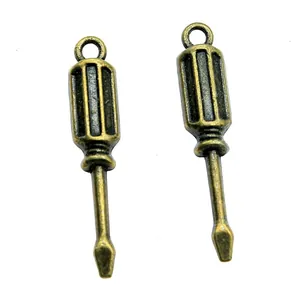 Ciondoli a forma di cacciavite bronzo antico per gioielli DIY, in lega di zinco