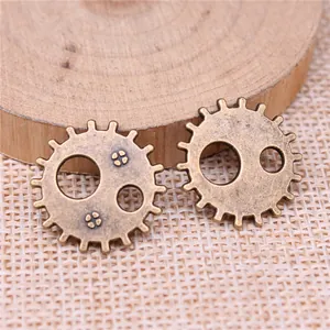 Colgantes de engranaje de bronce antiguo para joyería DIY, charms steampunk