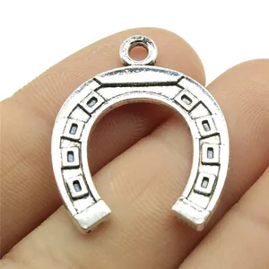 Vintage Alloy Horseshoe Charm For DIY Jewelry Making Antique Silver Bronze Gold Metal Animal Pendant For Bracelet Necklace