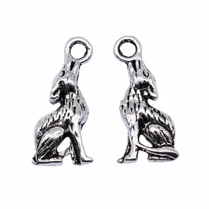 Antiksilberne heulende Wolf-Anhänger für DIY-Schmuckherstellung, 21x7mm Tieranhänger