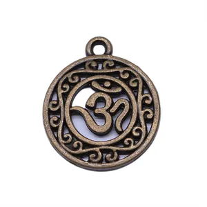 Handgefertigter 22x19mm OM-Symbol Vintage-Anhänger rund und hohl für Schmuckstücke