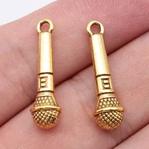 Ciondoli a forma di microfono in oro vintage per creazione di gioielli DIY art