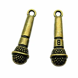 Ciondolo microfono bronzo vintage per creazione gioielli fai-da-te misura 25x7mm