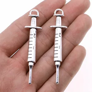 Pendentifs Seringue Vintage en Alliage pour Fabrication de Bijoux DIY Bronze Antique Argent Plaqué Seringue Médicale pour Colliers Porte-clés Accessoires Bijoux