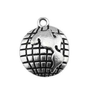 Antique silver earth globe charm pendant for DIY jewelry making sized 16x13mm 1g