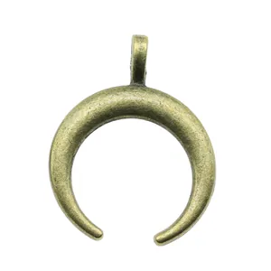 Antiker Bronze-Halbmond-Hornanhänger für DIY-Schmuckherstellung und Bastelbedarf