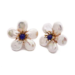 Elegante Barockperlen Blumenstecker mit blauem Lapislazuli und Silberstift