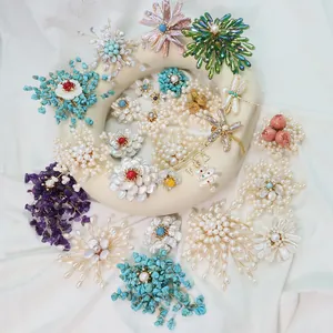 Natural Freshwater Pearl Flower Brooch For Women Handmade Gold Plated Copper Floral Snowflake Jewelry Accessory Luxury Pin