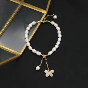 Set di Collana e Bracciale con Farfalla in Perle d'Acqua Dolce per Donna Lega Placcata Oro Zirconia Gioielli a Catena di Perline