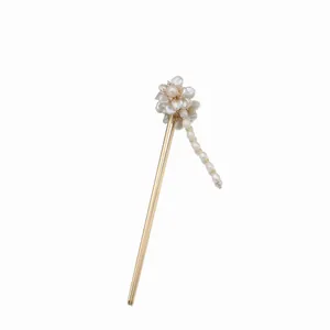 Traditional Baroque pearl flower hair stick with an elegant tassel, 18K gold plated