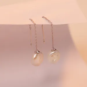 Eleganti orecchini a monachella in argento S925 con perle barocche d'acqua dolce chic