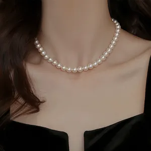 Elegant white round pearl necklace for women, classic Korean style choker jewelry