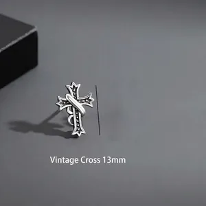 Retro 13mm Titanstahl Gotik Kreuz Ohrstecker für Herren und Damen