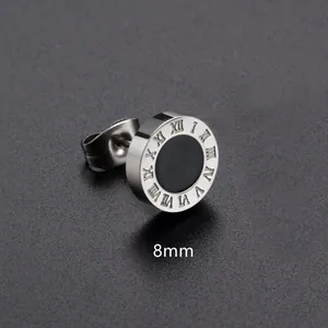 8mm Silberfarbener Titanstahl Ohrstecker mit schwarzer Einlage und römischen Ziffern