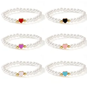 Juego de pulseras de perlas de estilo francés con coloridos dijes de corazón retro