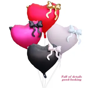 Palloncini a cuore da 22 pollici con fiocchi decorativi per San Valentino