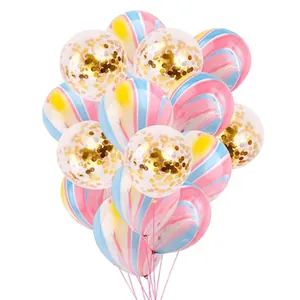 Detailansicht eines dekorativen 15-teiligen Sets mit Marmor- und Konfetti-Latexballons