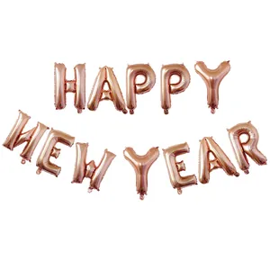 Komplettset-Ansicht von 16 Zoll Roségold Happy New Year Folienballons auf weißem Grund