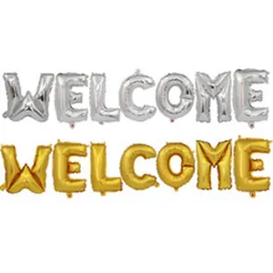 Vue détaillée des ensembles de ballons en aluminium WELCOME dorés et argentés pour fête.