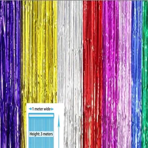Vista dettagliata della tenda di frange colorate per decorazioni feste, larga 1m