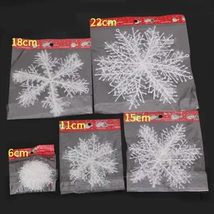 Set mit 5 weißen Kunststoff-Weihnachtsschneeflocken in den Größen 6cm bis 22cm