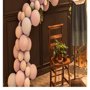 Detail shot of a 5-meter irregular balloon arch in pastel purple and blue for wedding decor