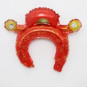 Festlicher roter aufblasbarer Gott des Reichtums Stirnband-Ballon mit Goldbarrenmuster