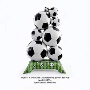 Grande pila di palloncini da calcio in alluminio autoportante per decorazioni per feste