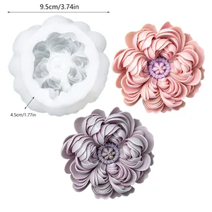 Vue détaillée du moule en silicone pivoine de 9,5 cm pour la fabrication de bougies DIY