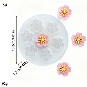 Vista detallada del molde de silicona de flor de cerezo, 10,2 cm de diámetro y 92 g.